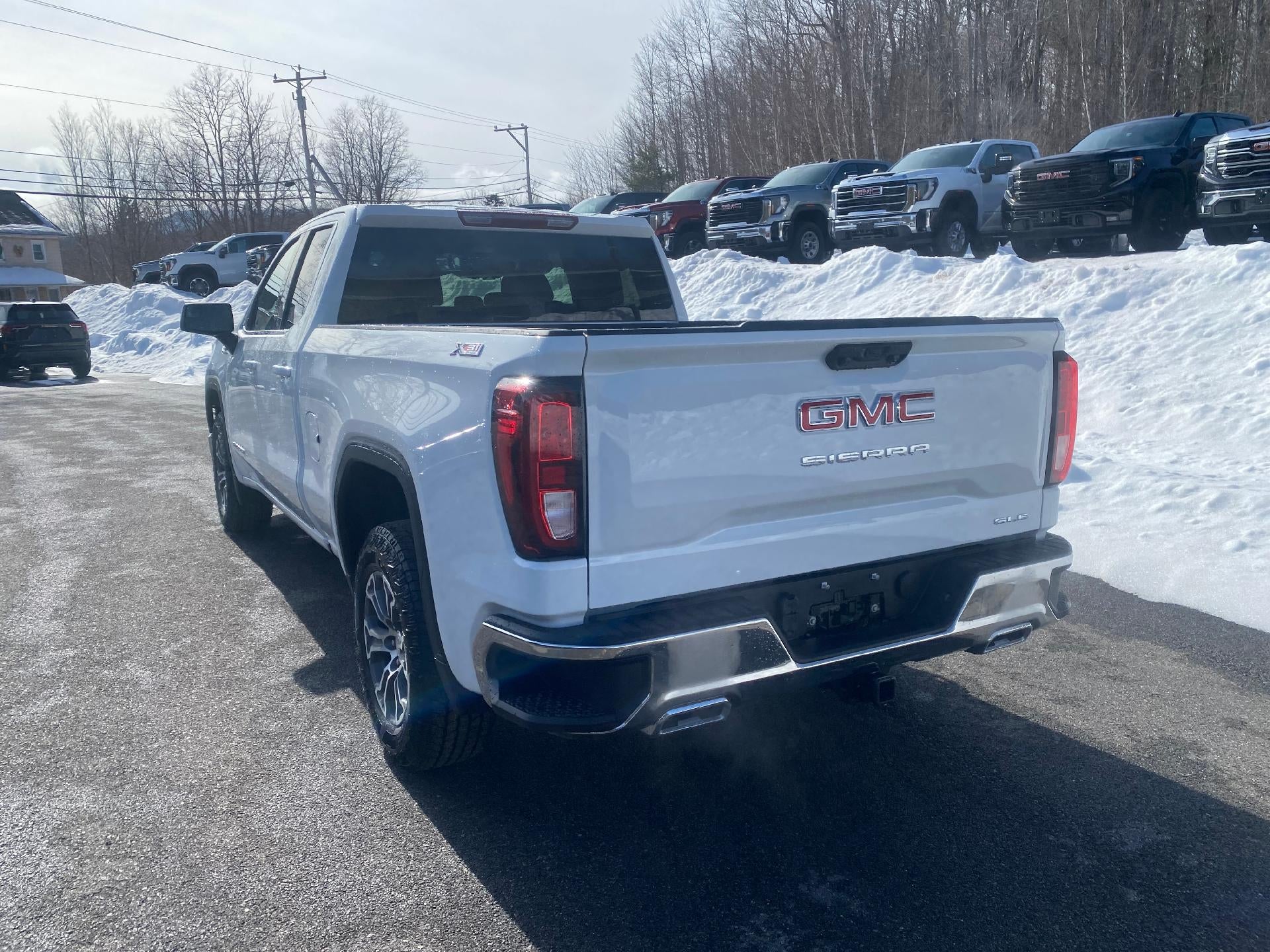 2026 GMC Sierra 1500 SLE