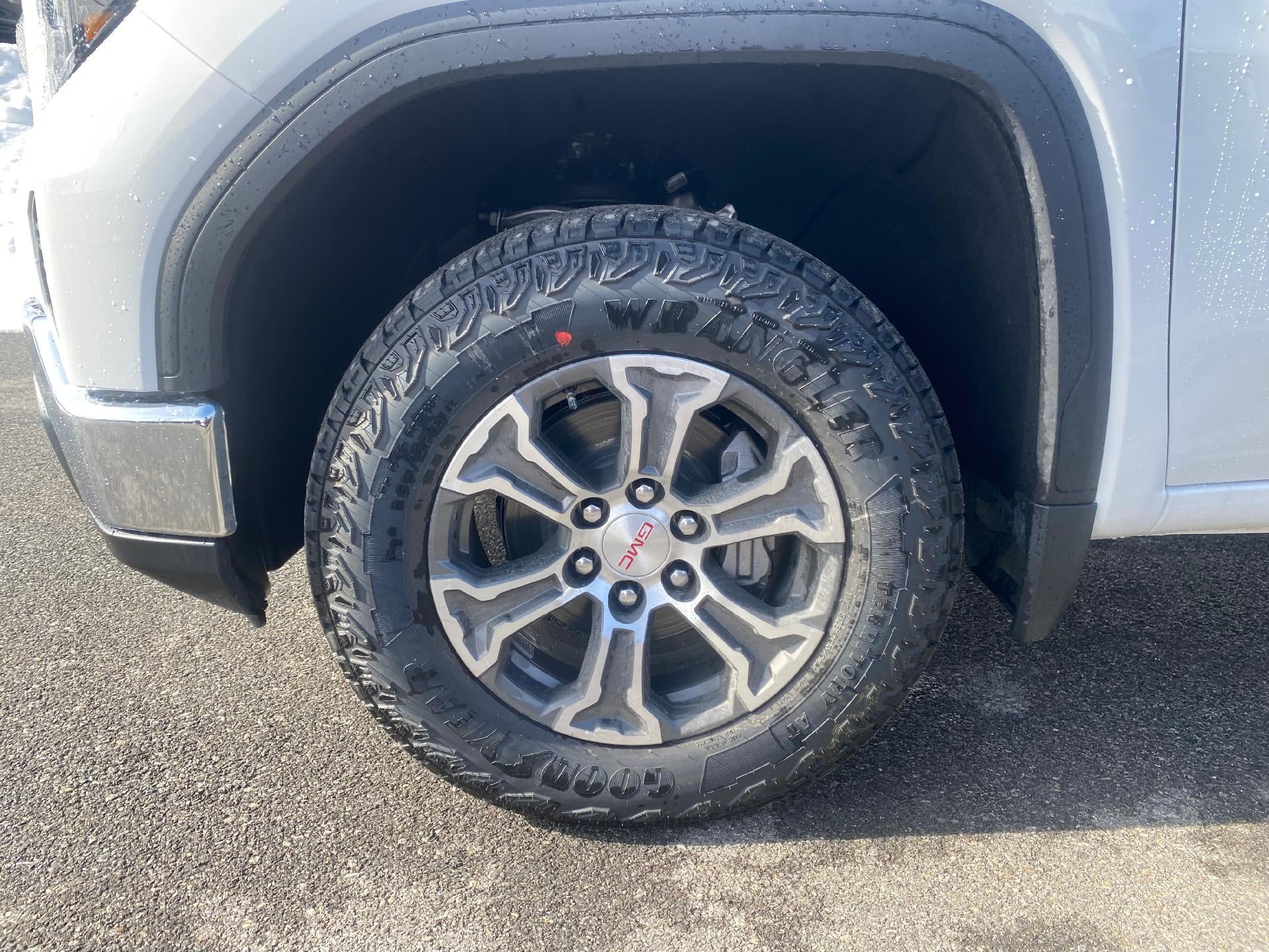 2026 GMC Sierra 1500 SLE