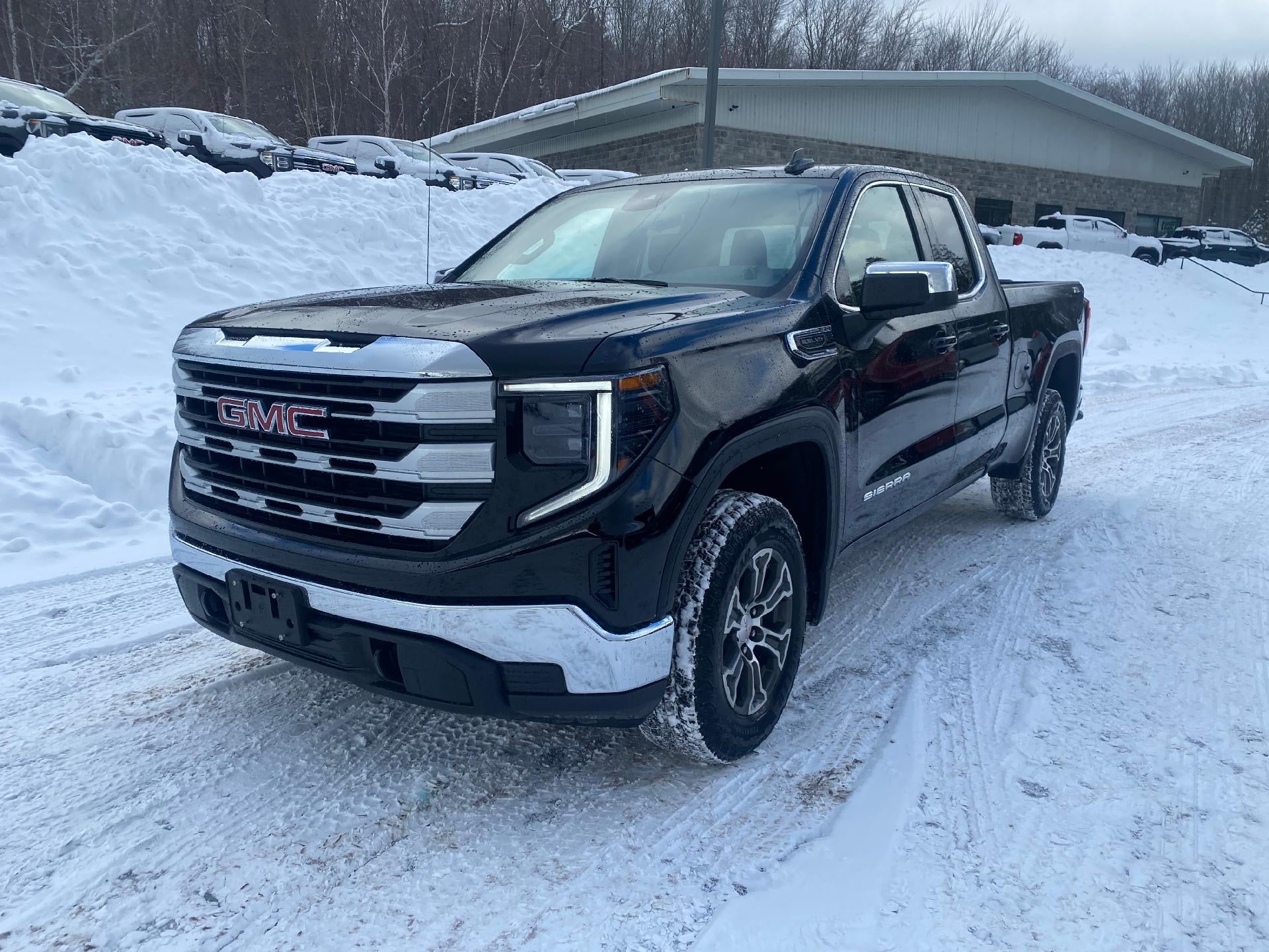 2026 GMC Sierra 1500 SLE