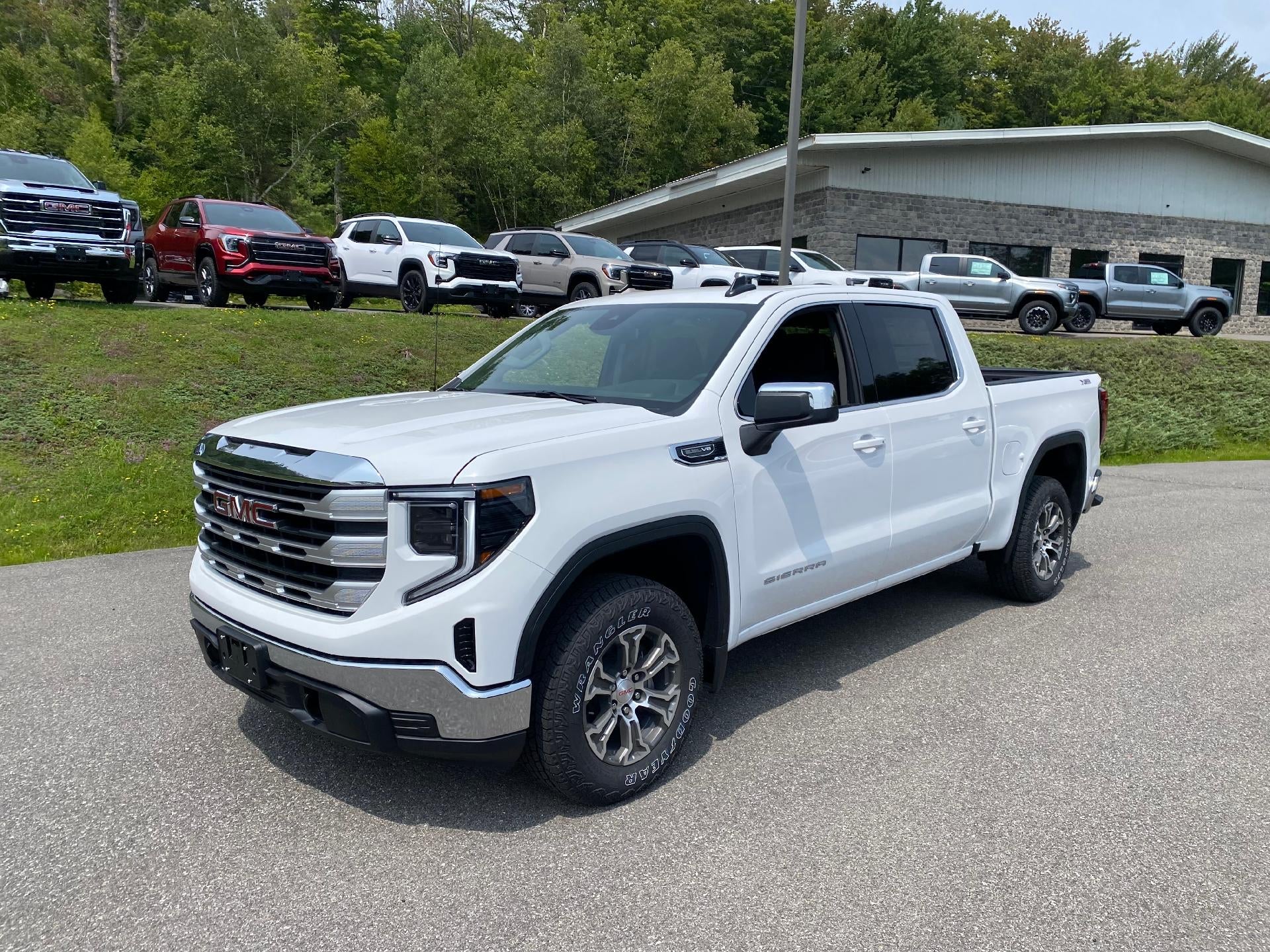 2026 GMC Sierra 1500 SLE