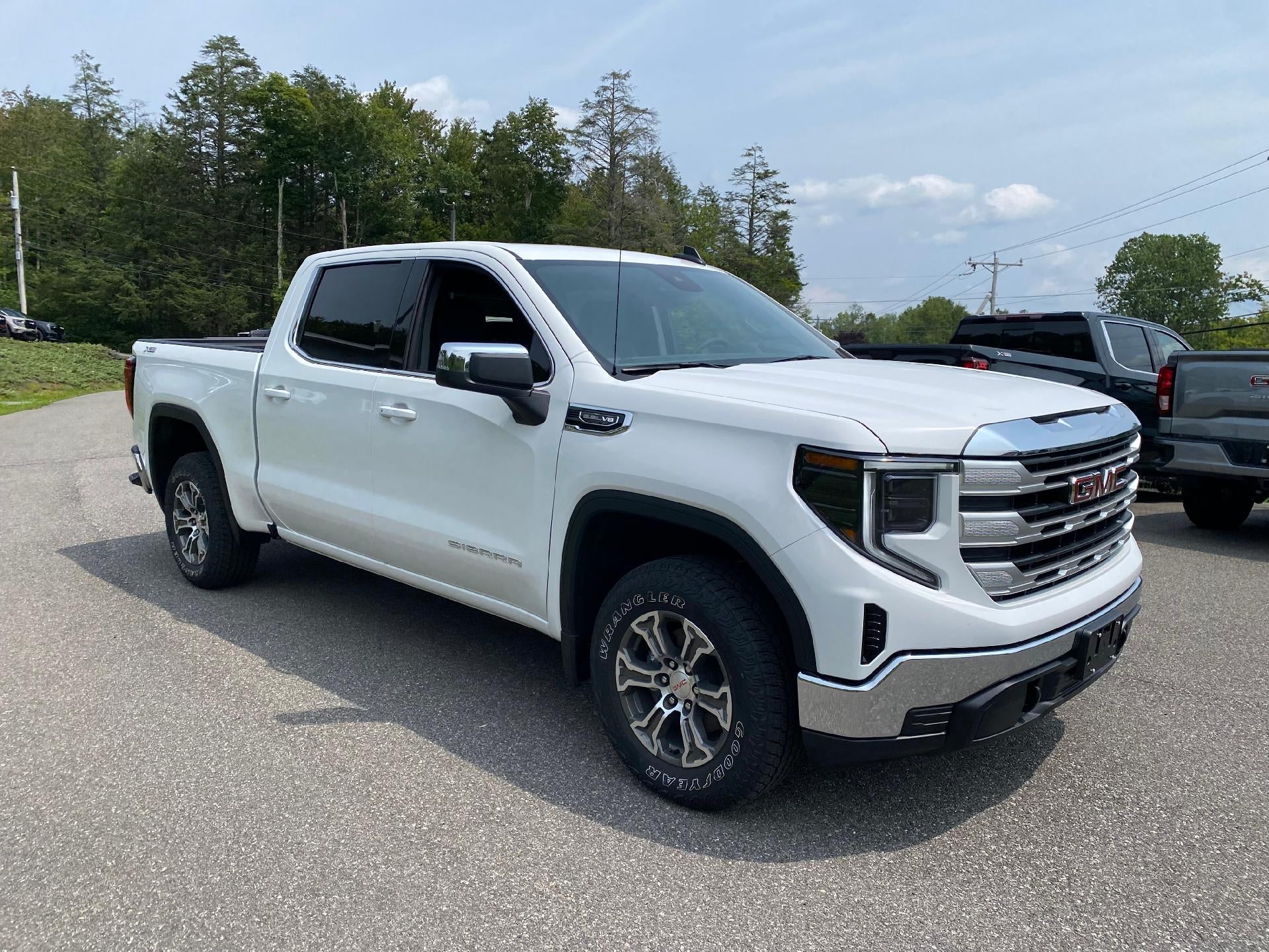 2026 GMC Sierra 1500 SLE