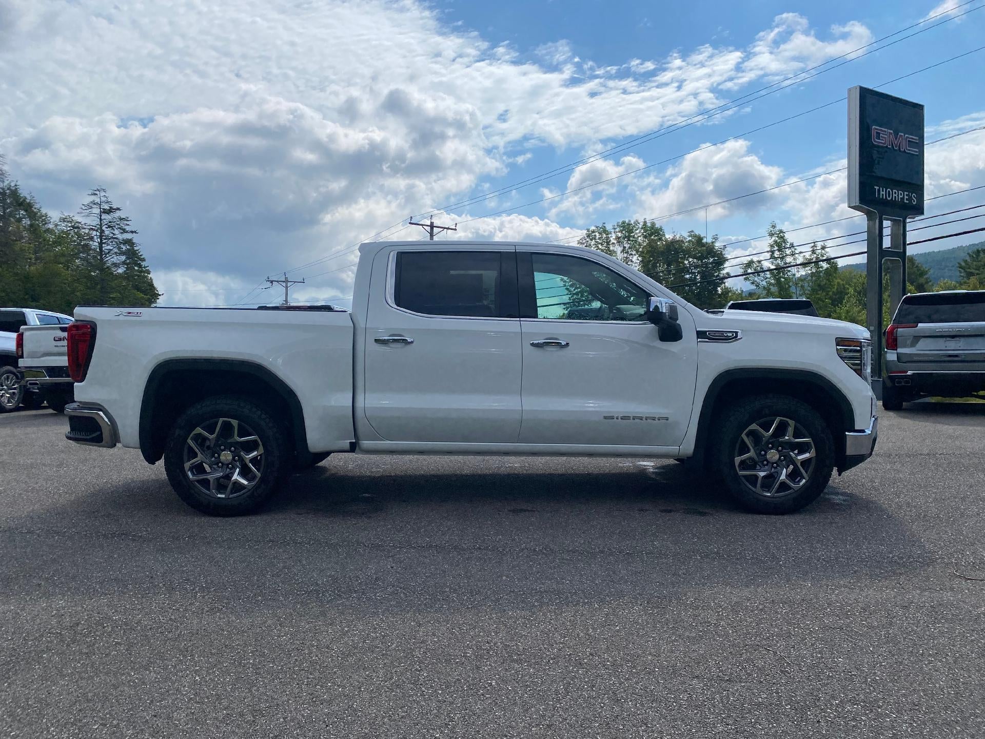 2026 GMC Sierra 1500 SLT