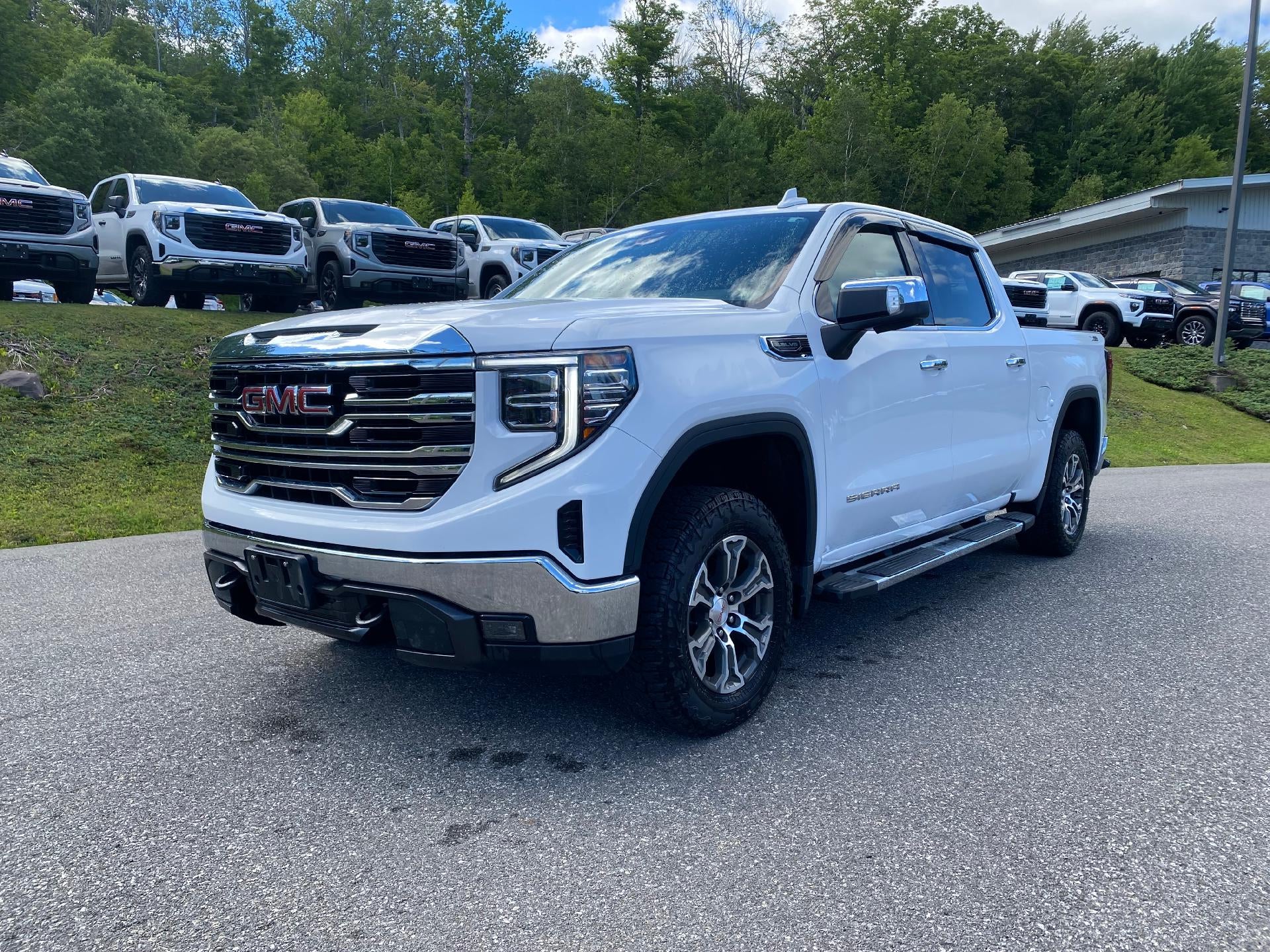 2023 GMC Sierra 1500 SLT