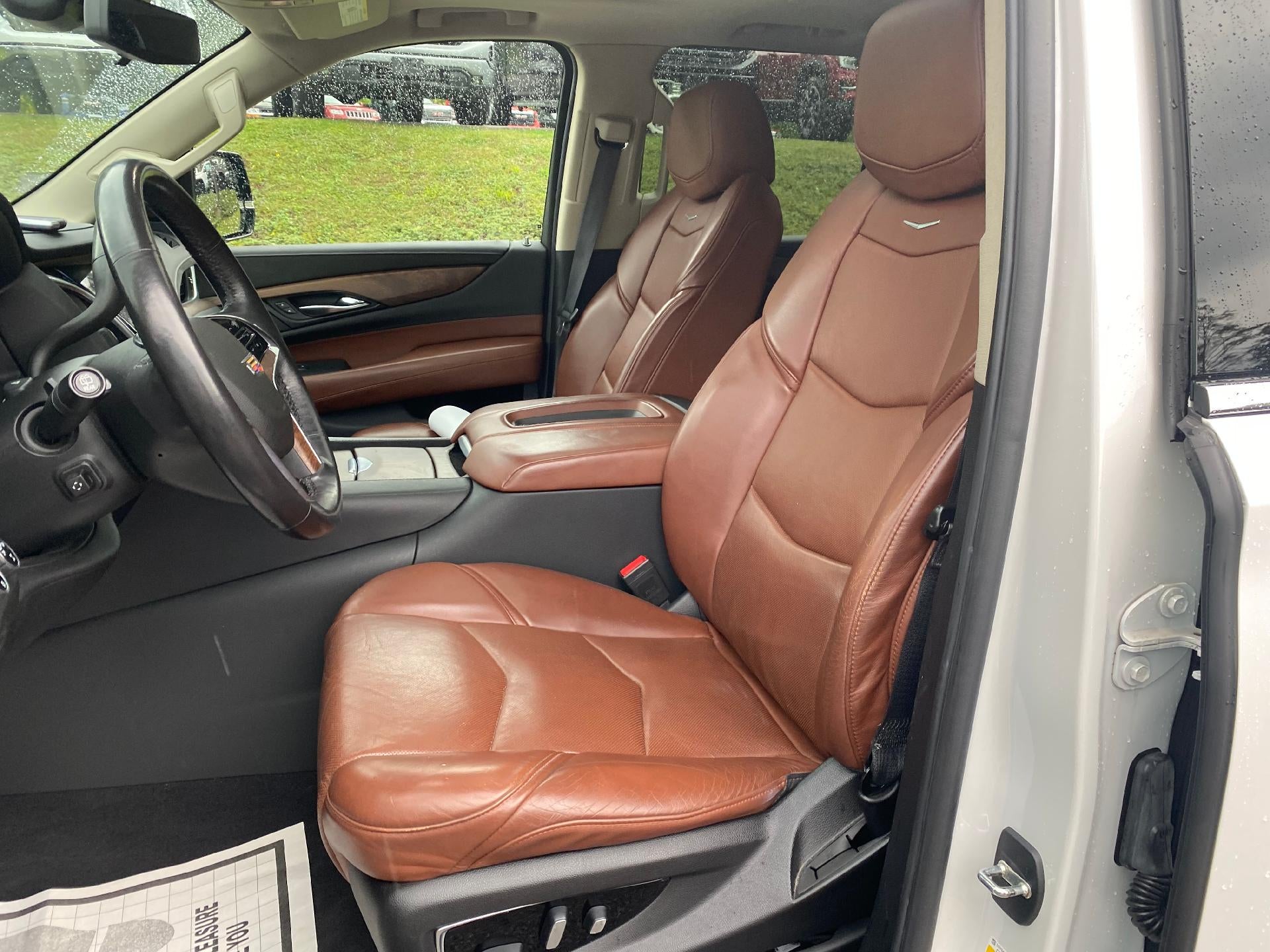 2020 Cadillac Escalade Premium Luxury
