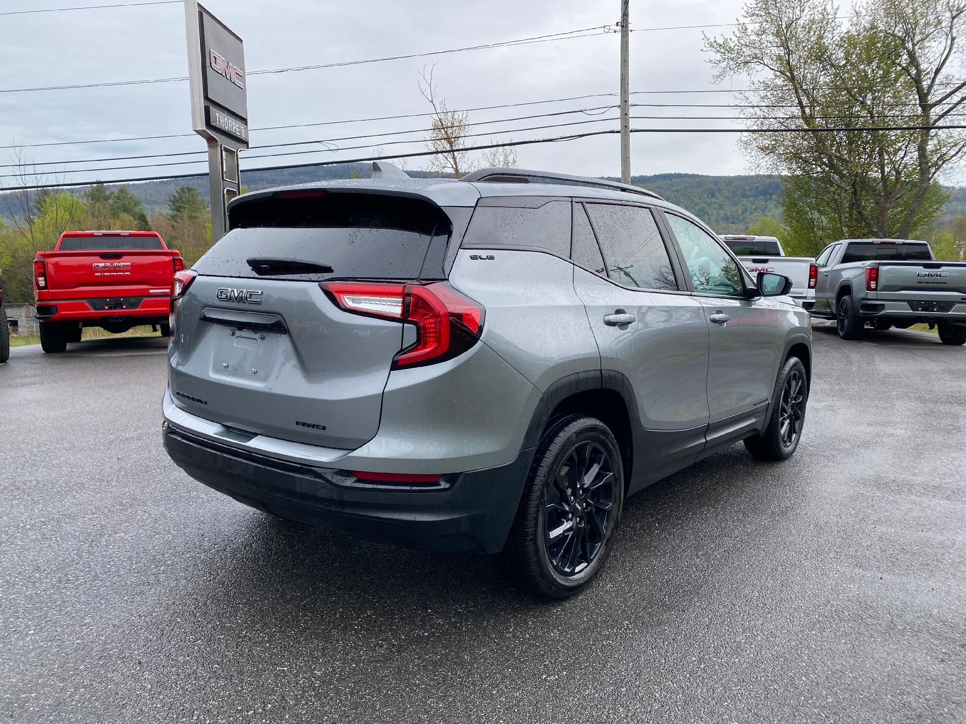 2023 GMC Terrain SLE