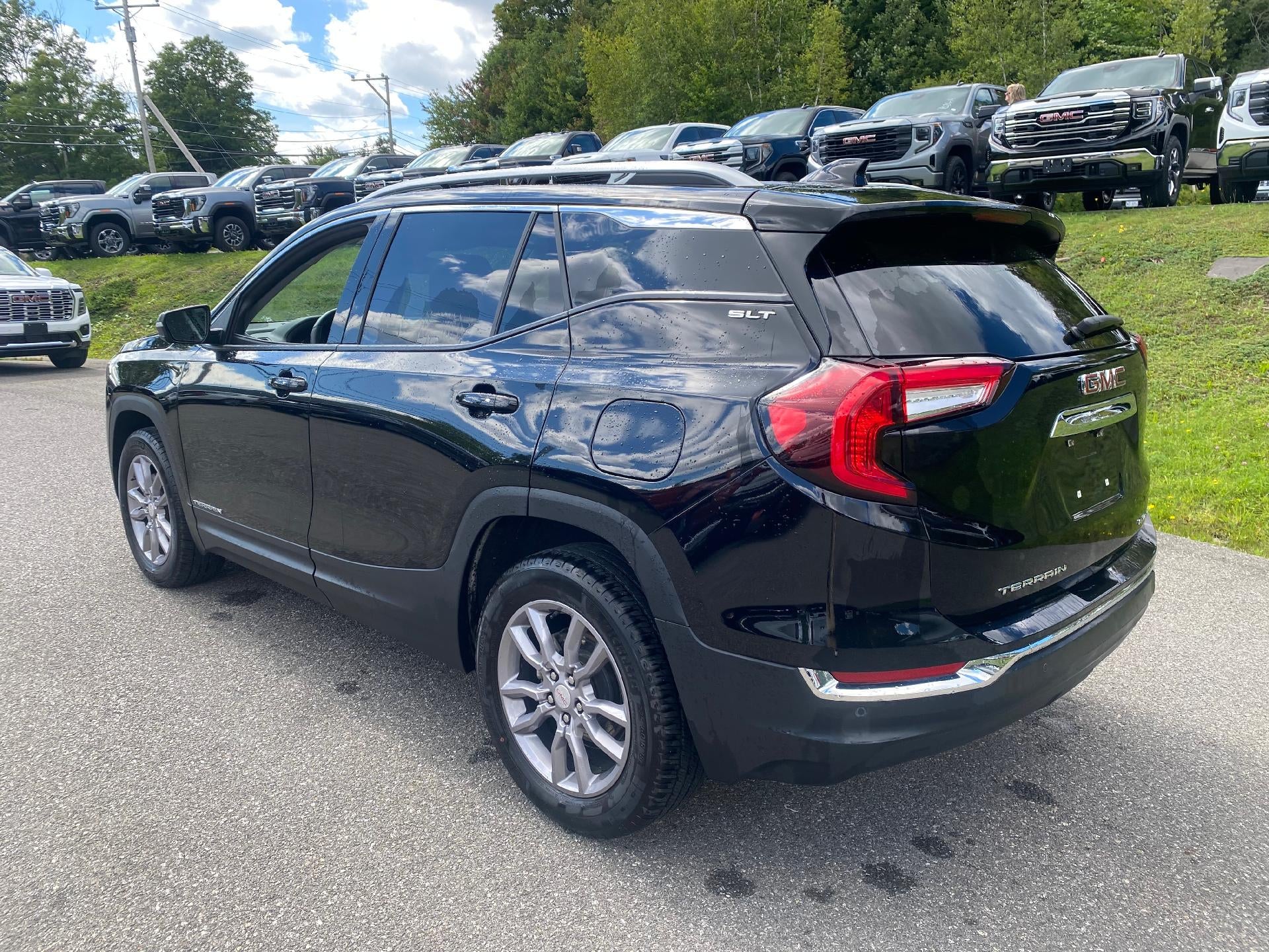 2024 GMC Terrain SLT