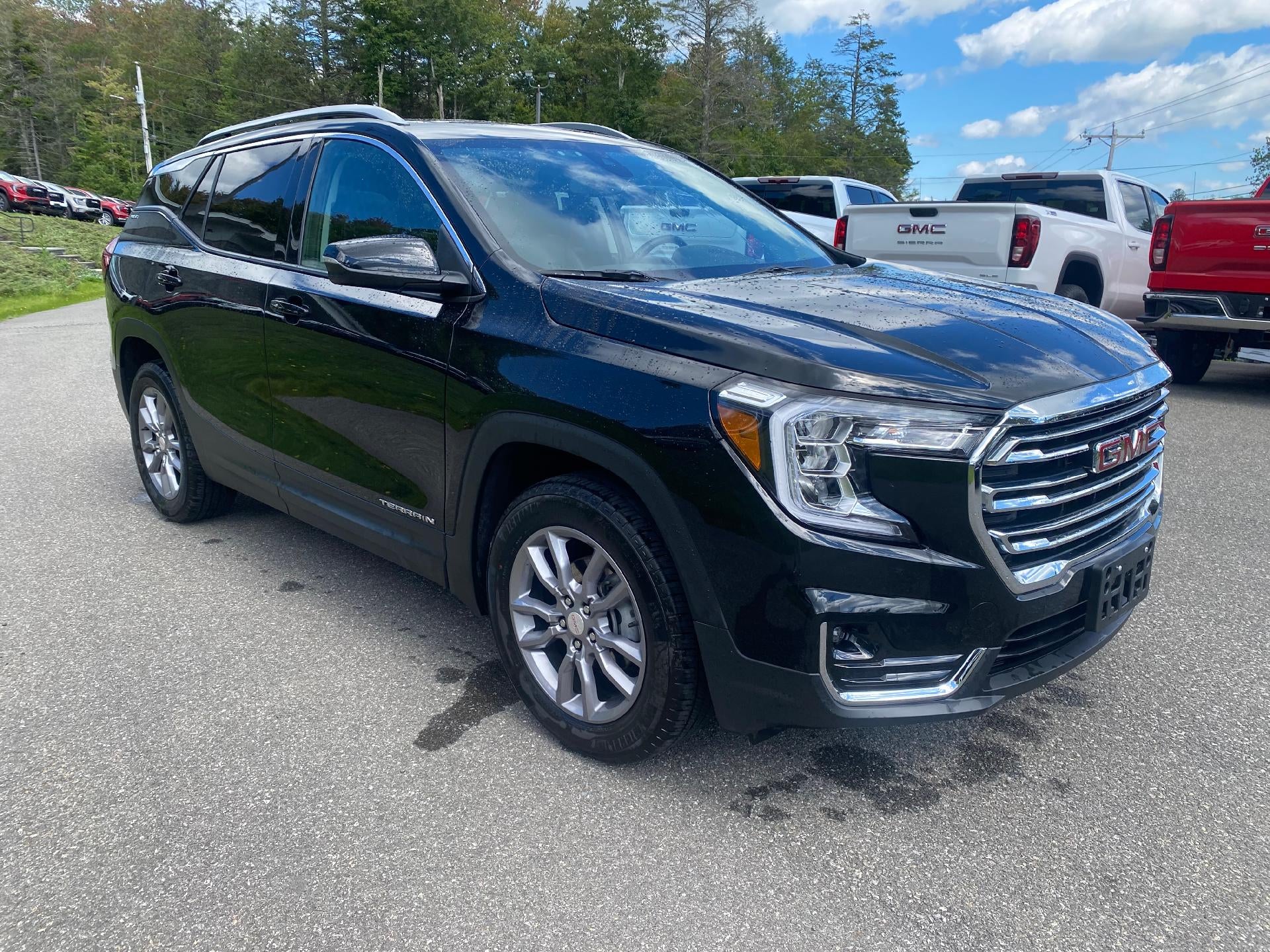 2024 GMC Terrain SLT