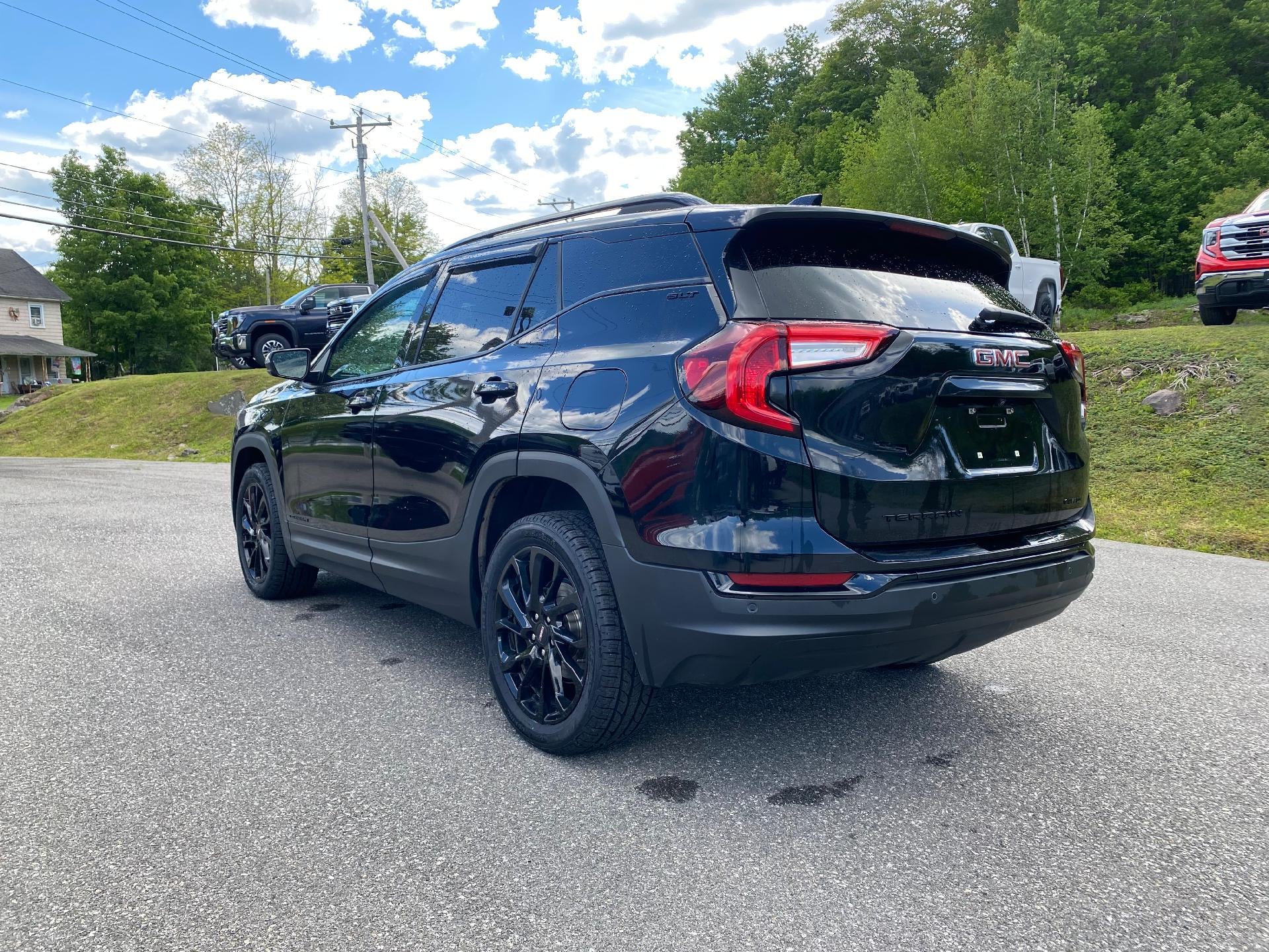 2023 GMC Terrain SLT