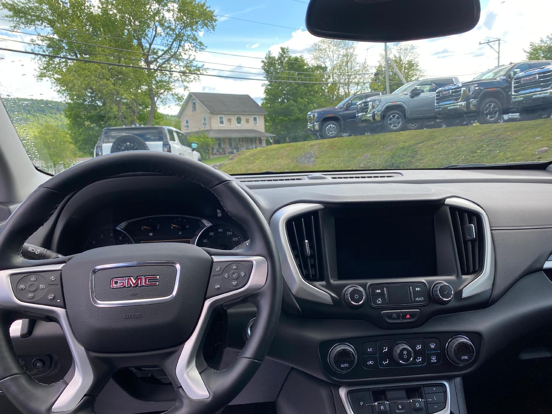 2023 GMC Terrain SLT