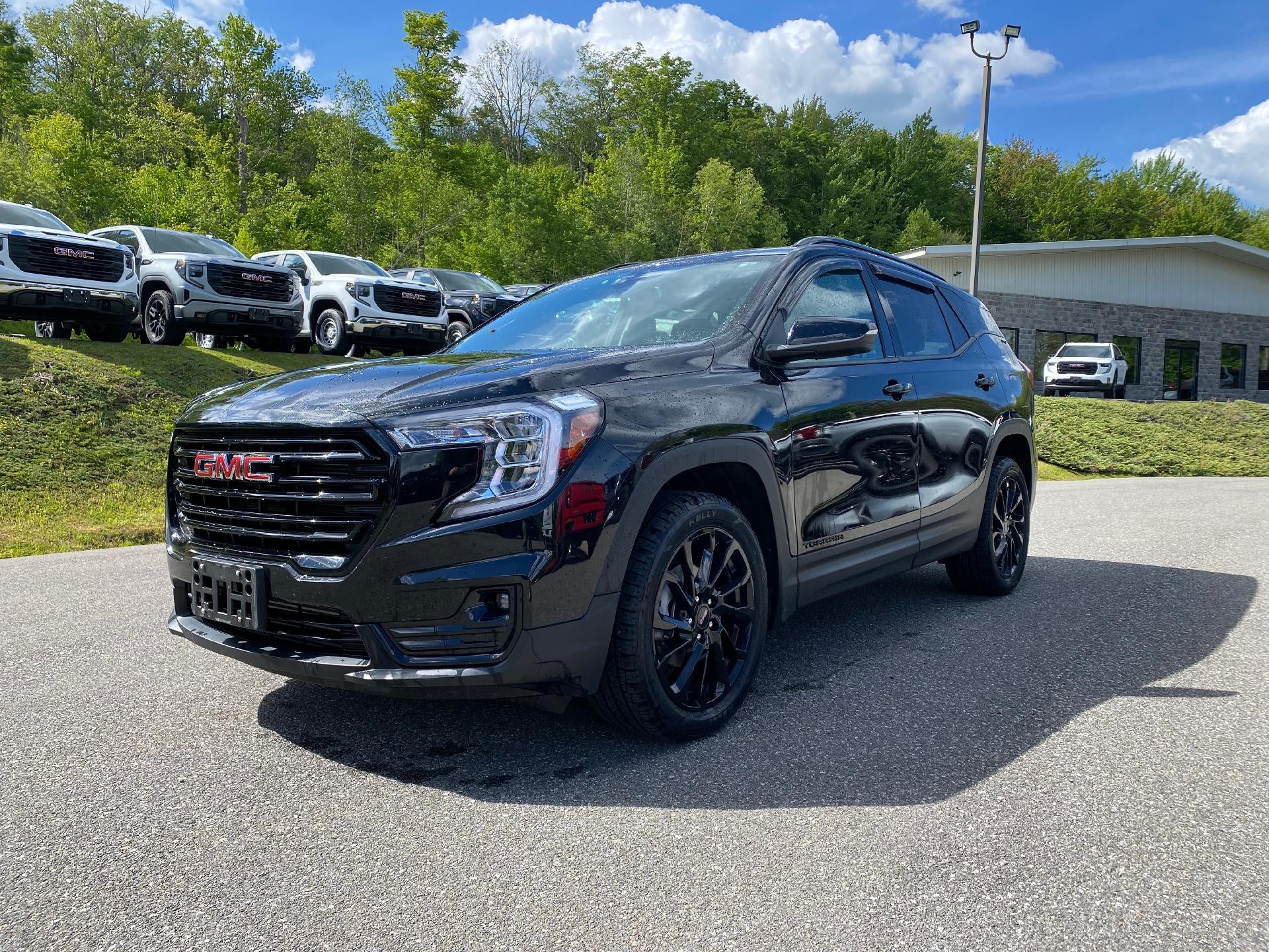 2023 GMC Terrain SLT