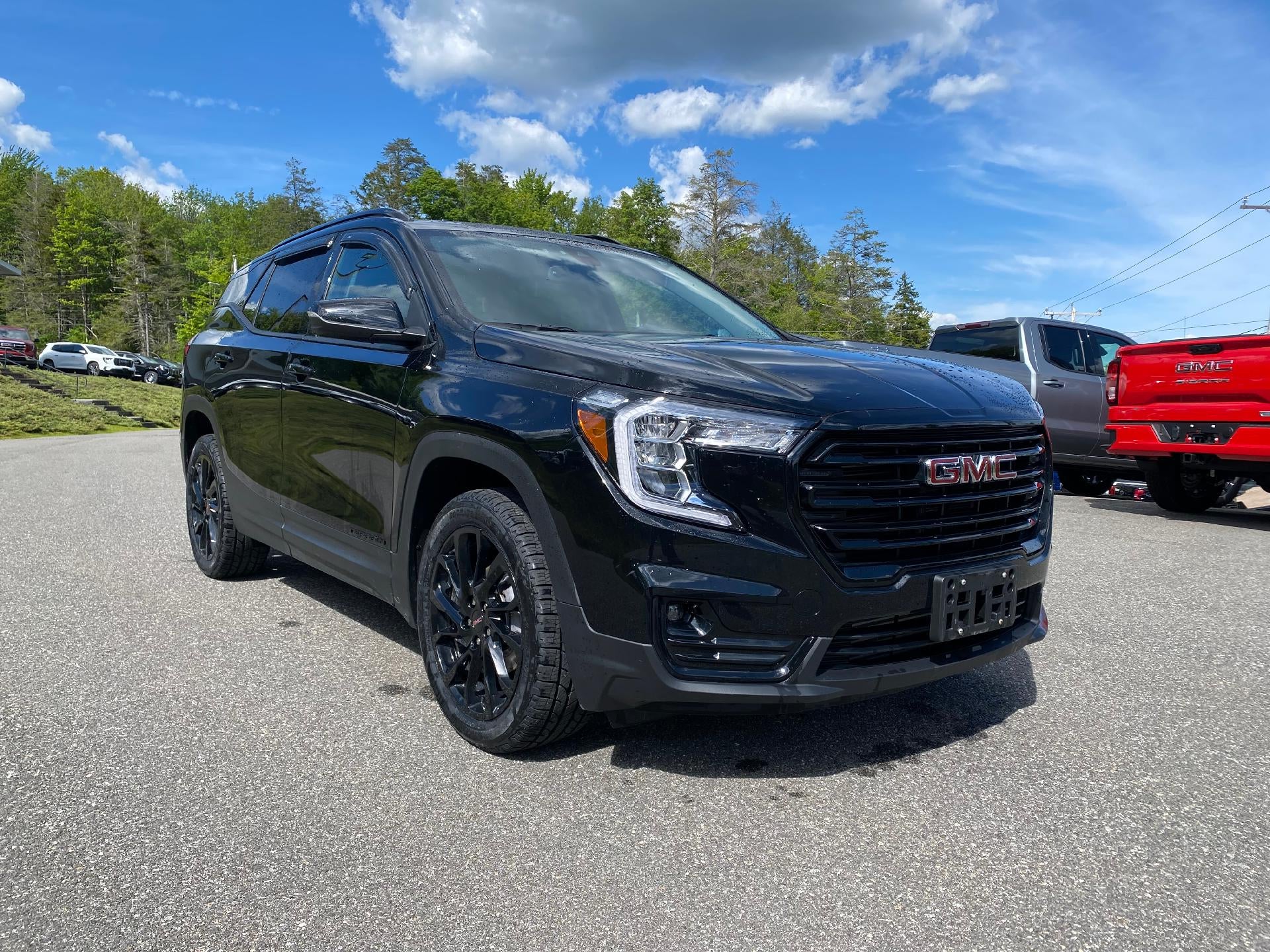 2023 GMC Terrain SLT