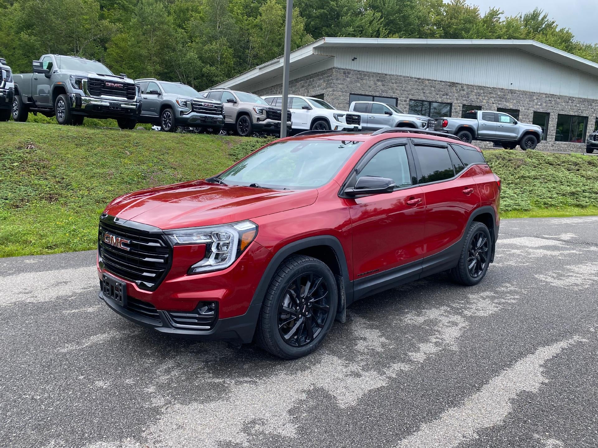 2023 GMC Terrain SLT