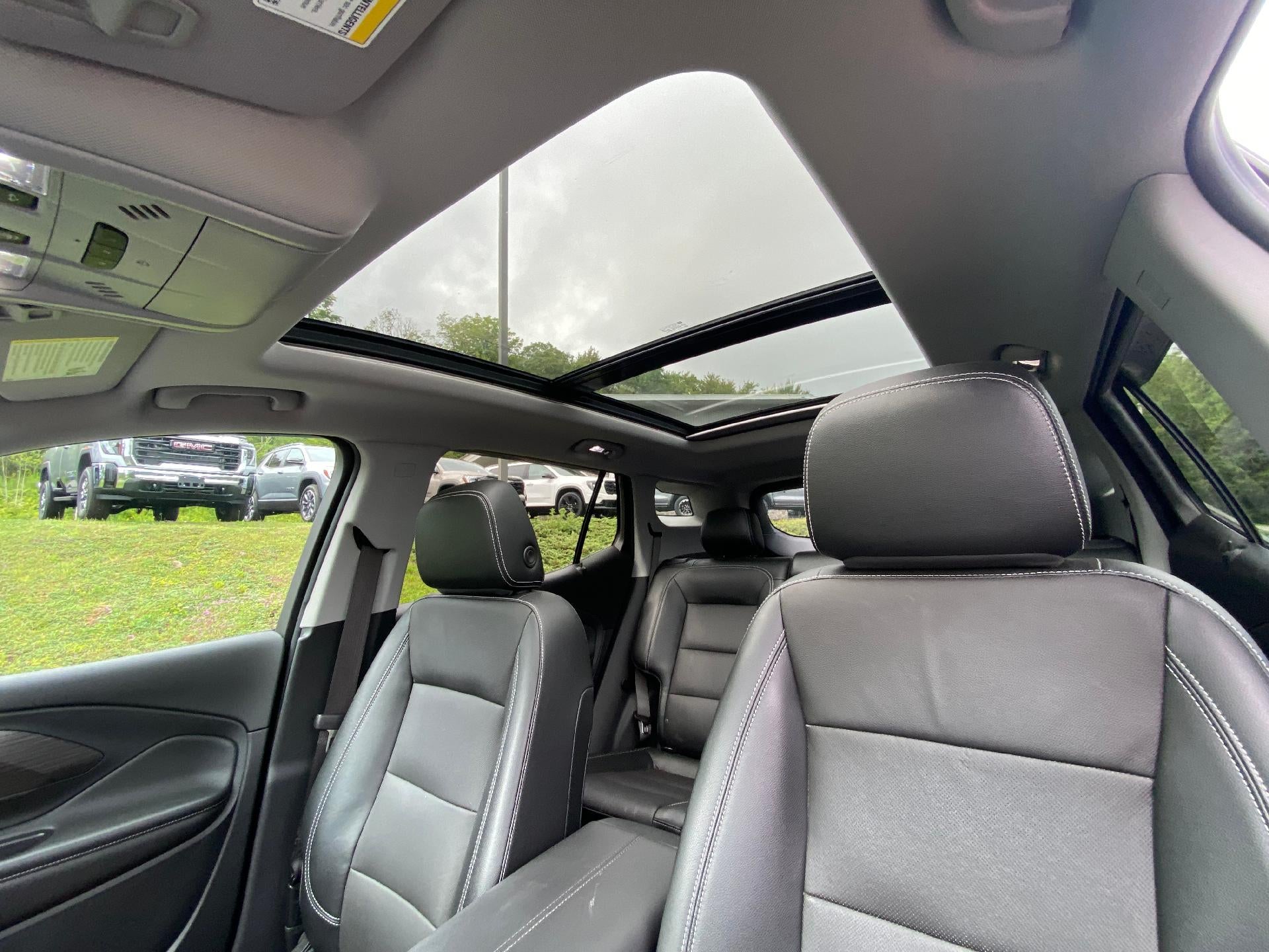 2023 GMC Terrain SLT