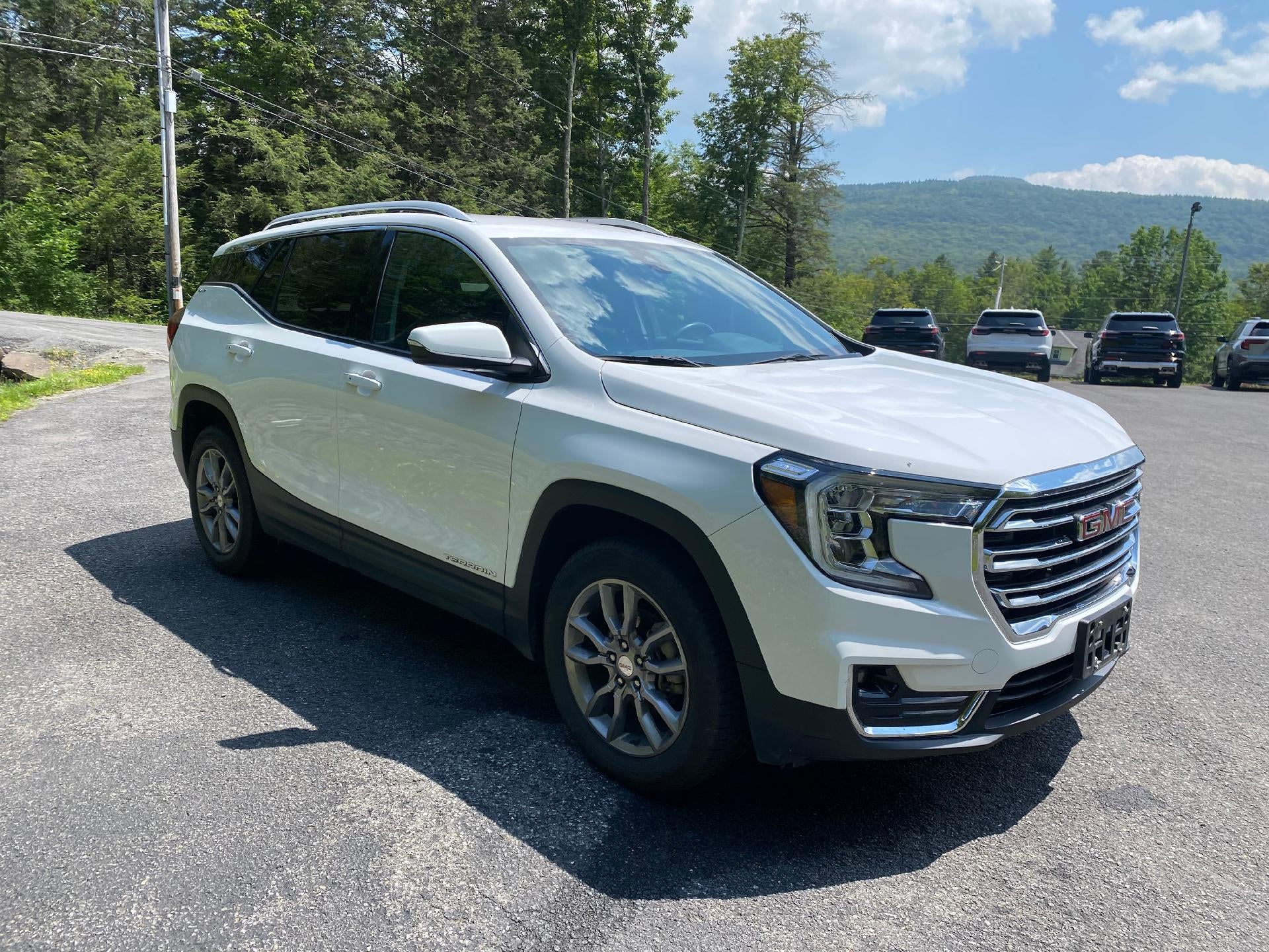 2022 GMC Terrain SLT