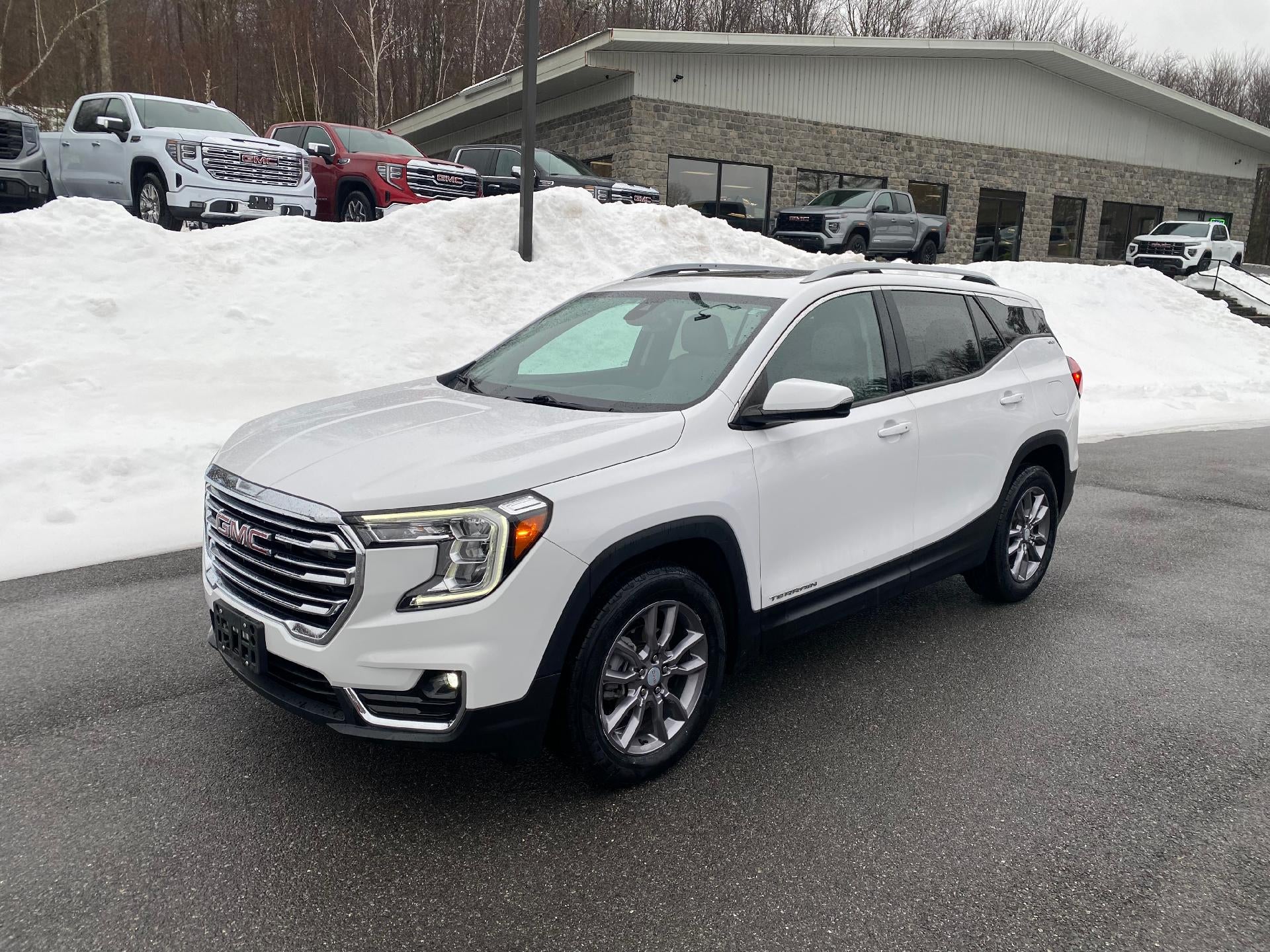 2022 GMC Terrain SLT