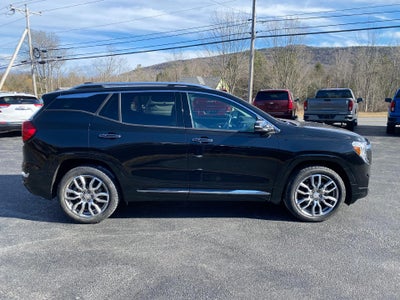 2022 GMC Terrain Denali