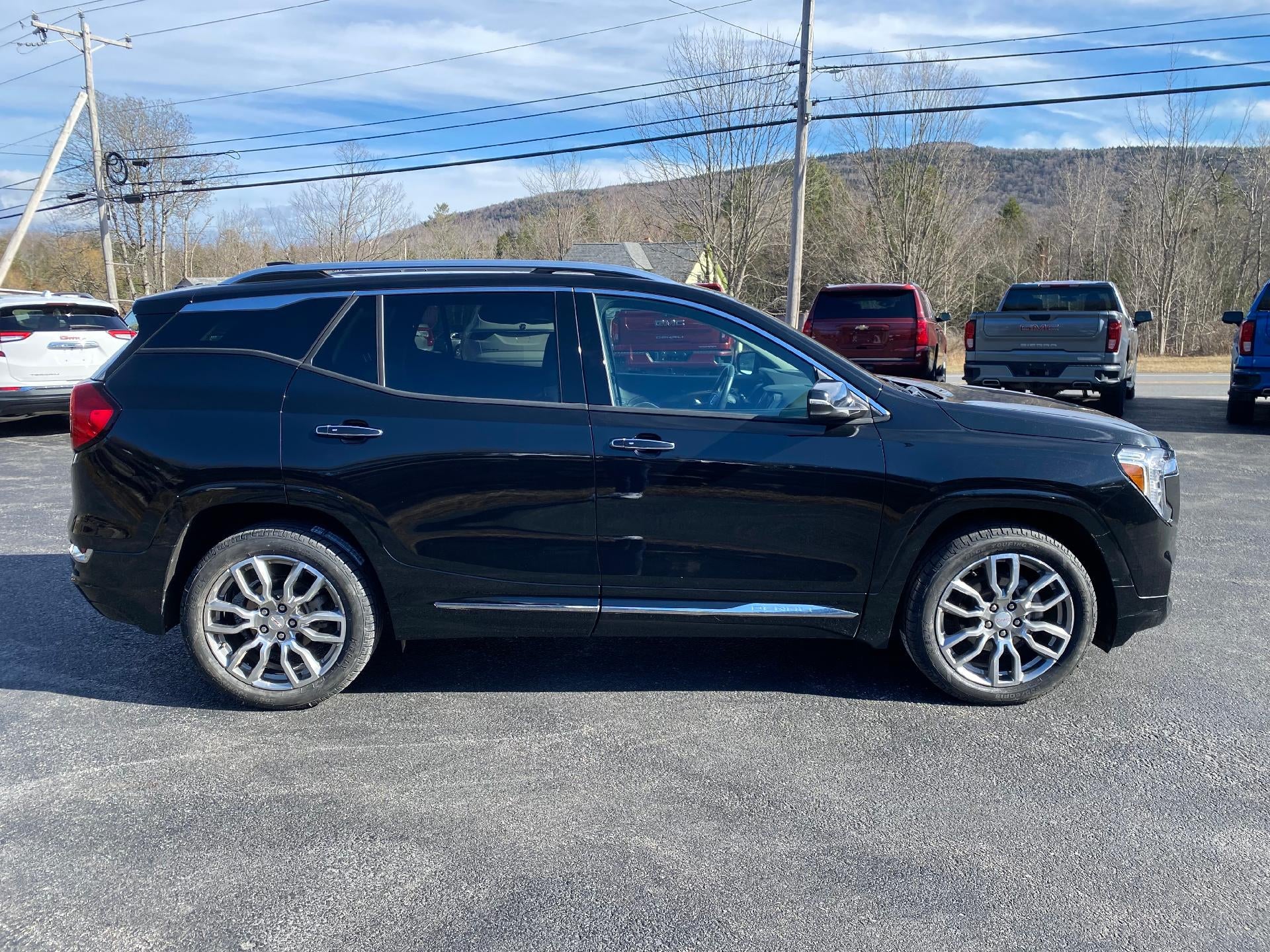 2022 GMC Terrain Denali