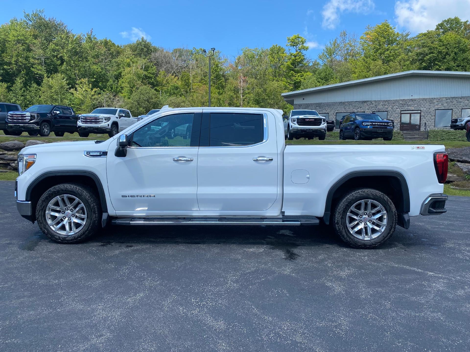 2021 GMC Sierra 1500 SLT