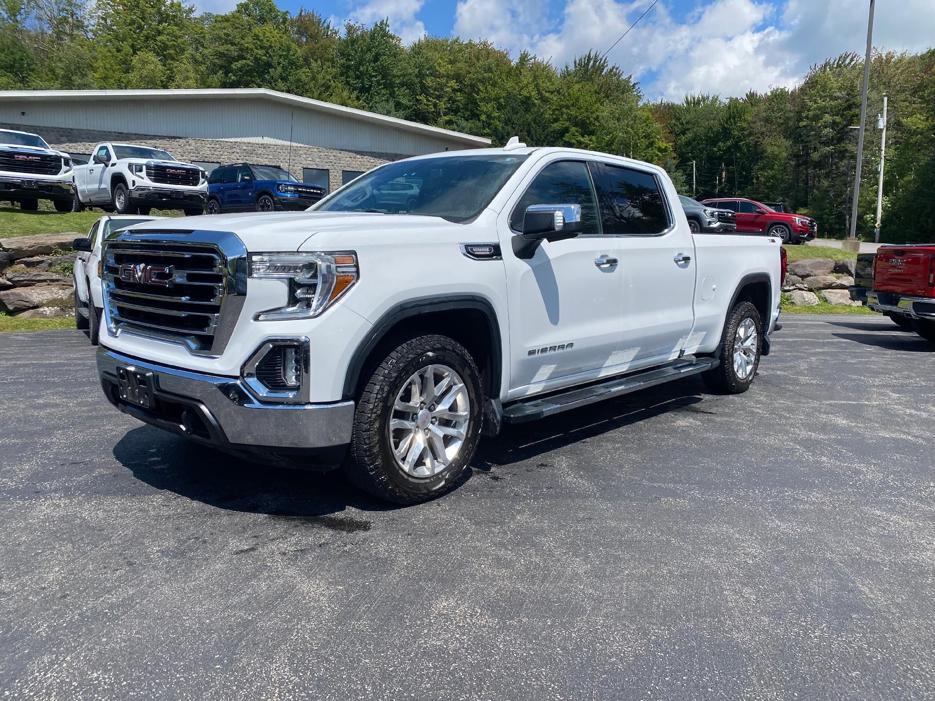 2021 GMC Sierra 1500 SLT