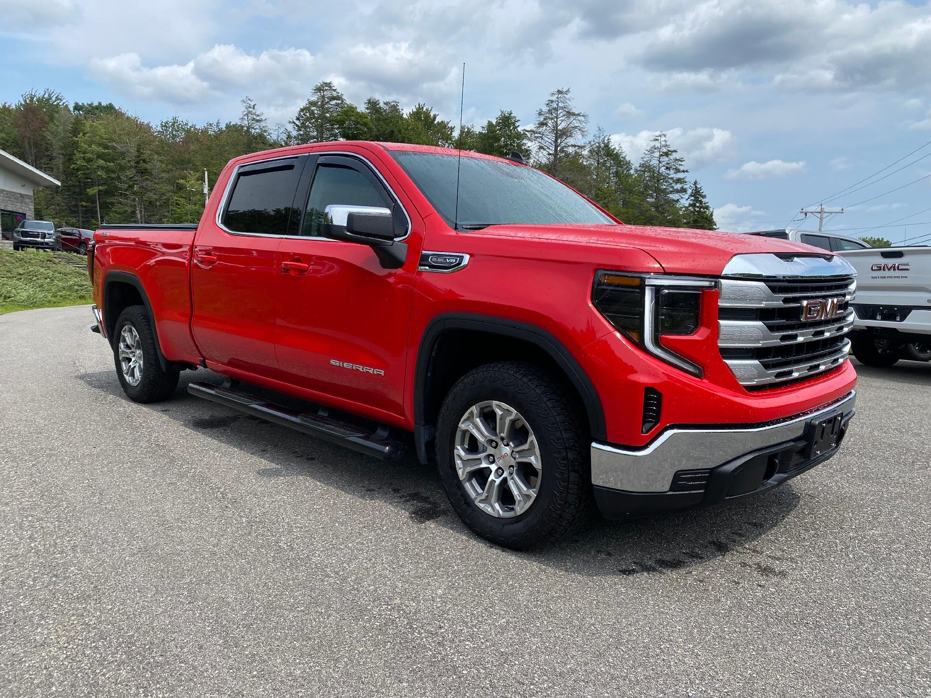 2023 GMC Sierra 1500 SLE
