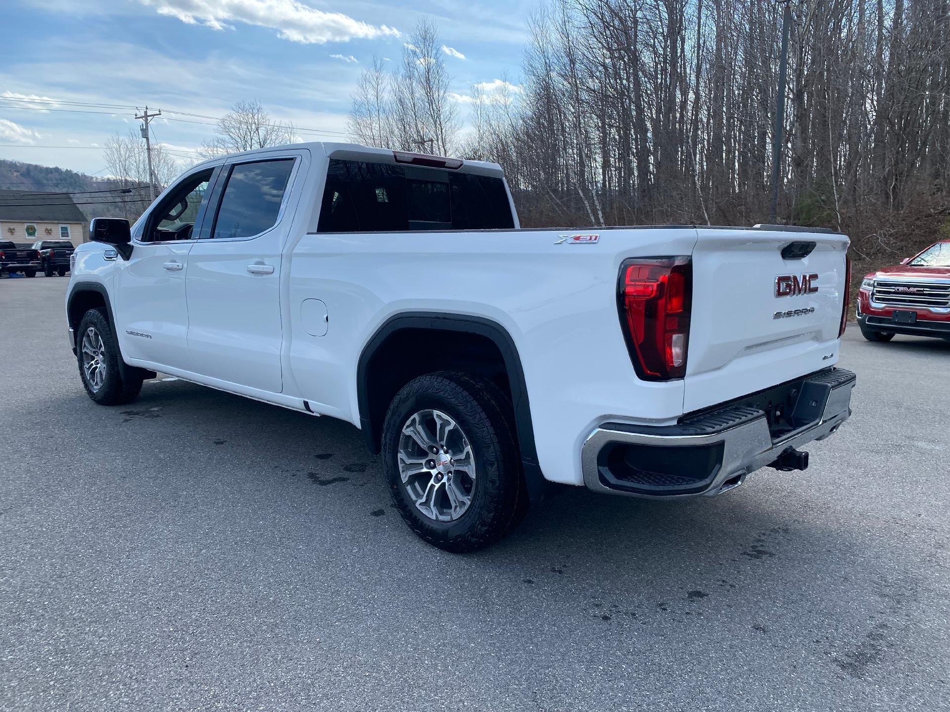 2026 GMC Sierra 1500 SLE