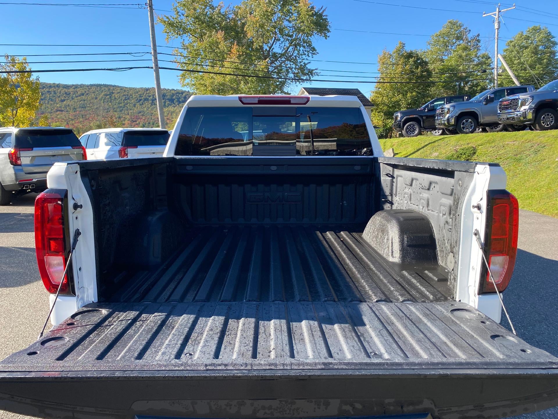 2023 GMC Sierra 1500 SLE