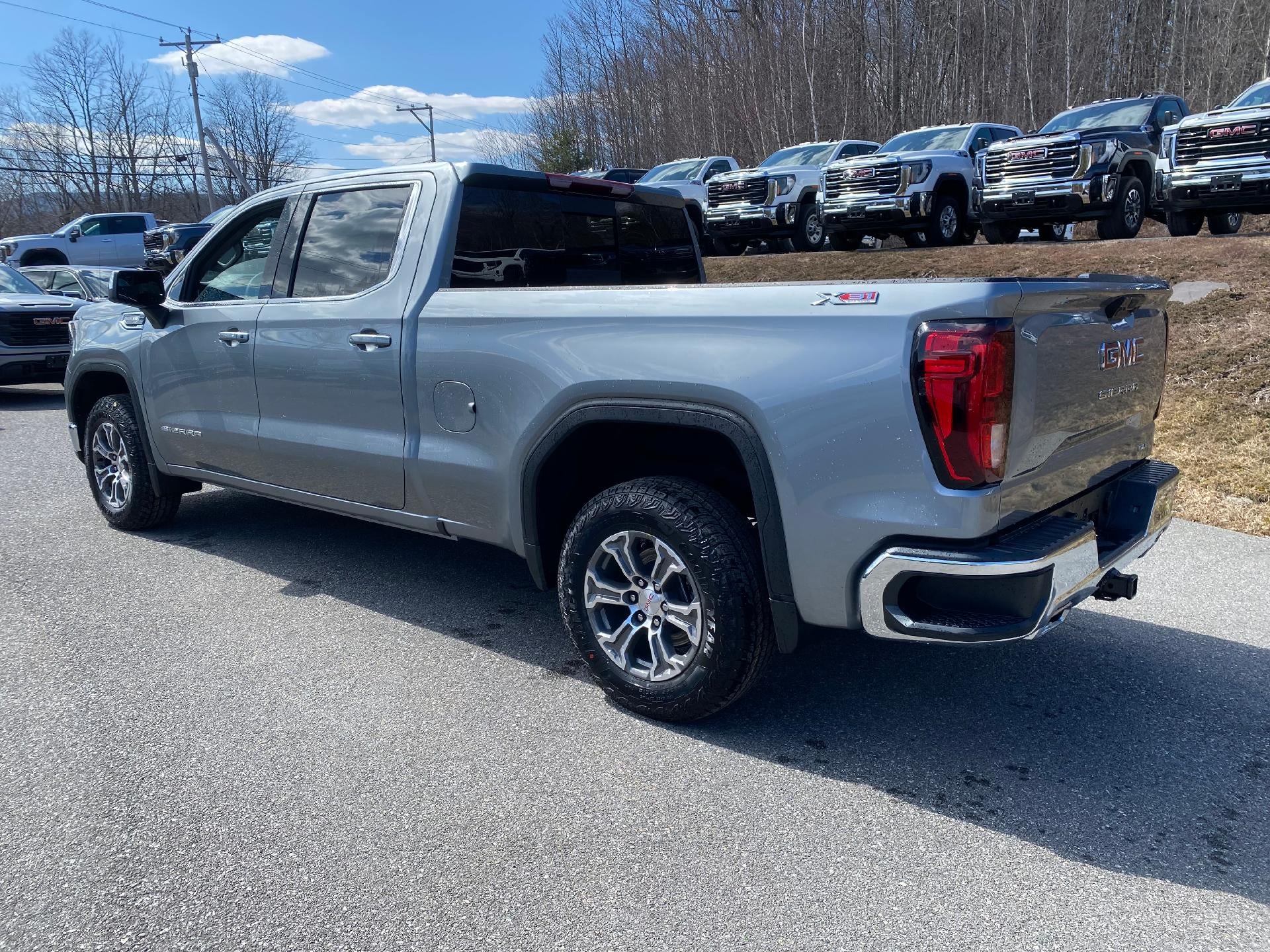 2026 GMC Sierra 1500 SLE