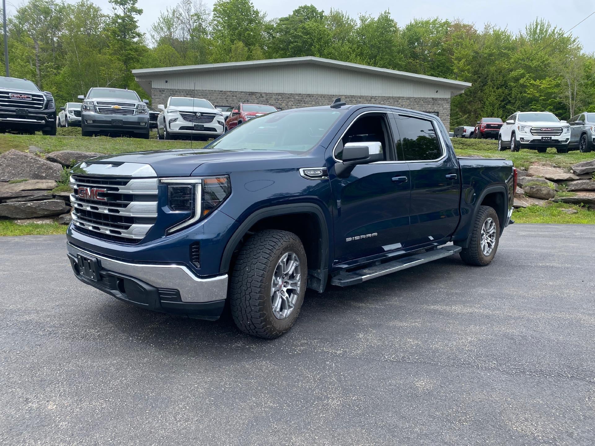 2023 GMC Sierra 1500 SLE