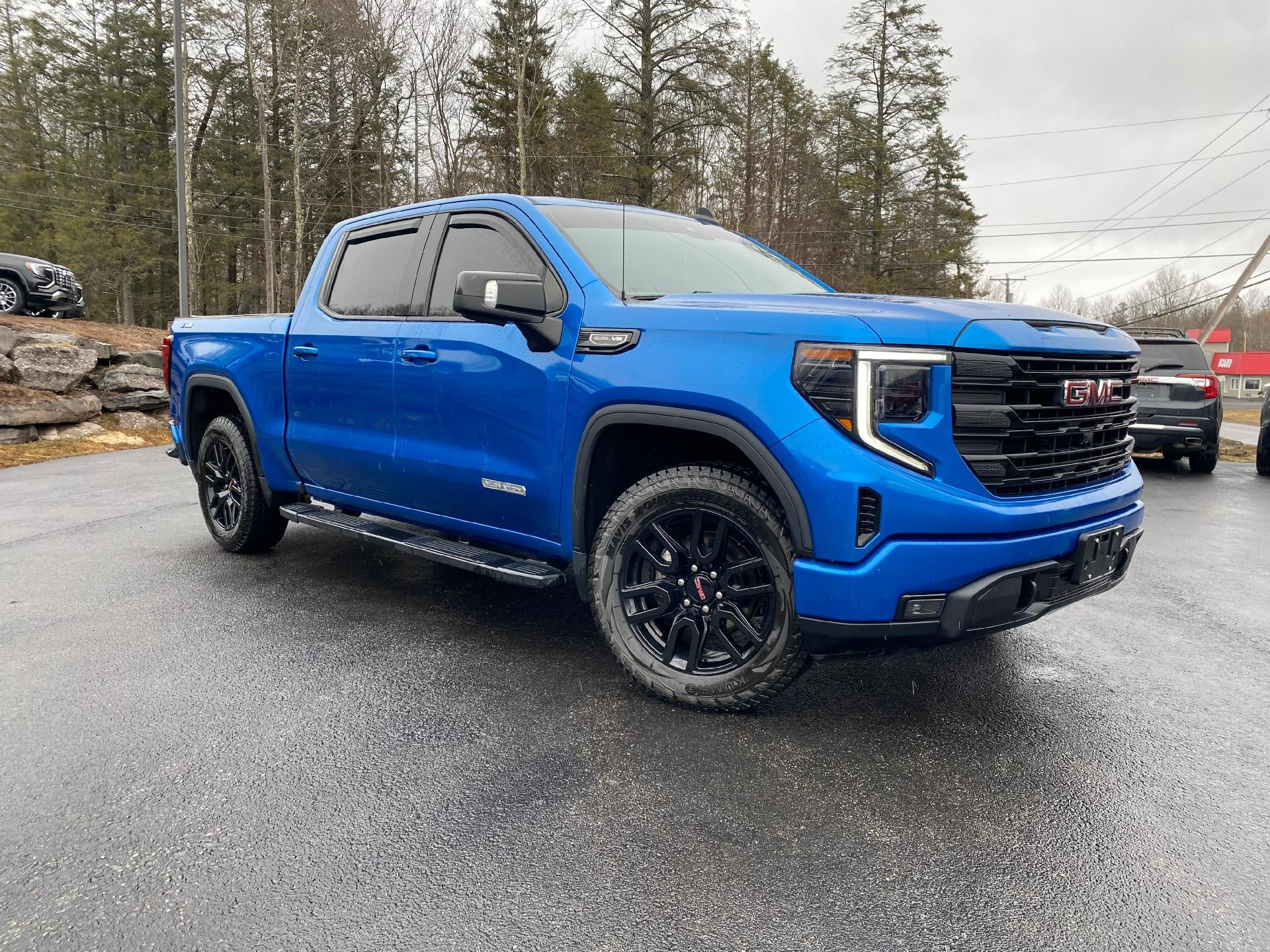 2022 GMC Sierra 1500 Elevation