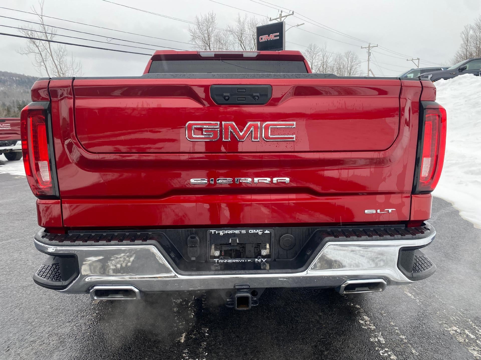 2024 GMC Sierra 1500 SLT