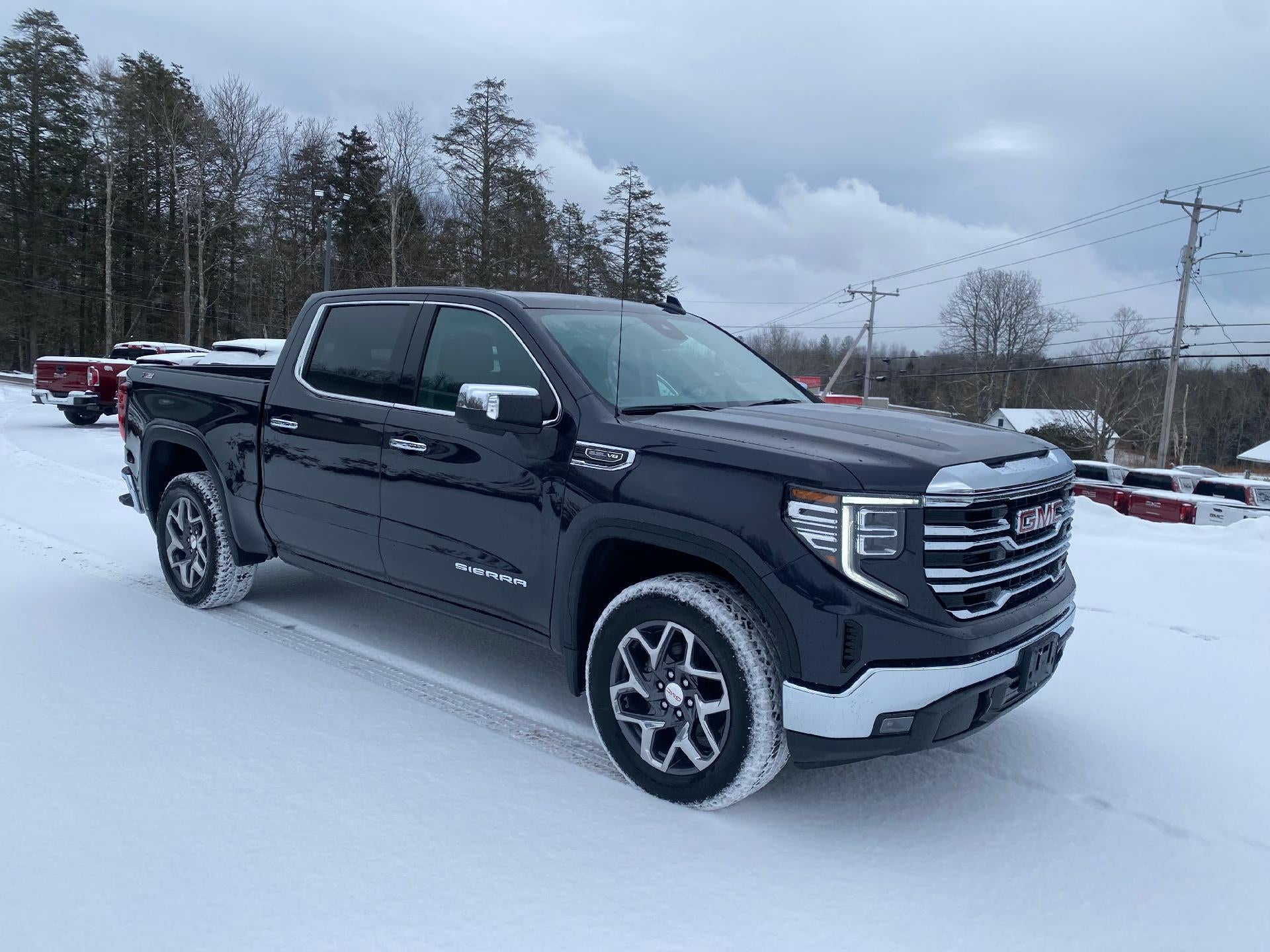 2026 GMC Sierra 1500 SLT
