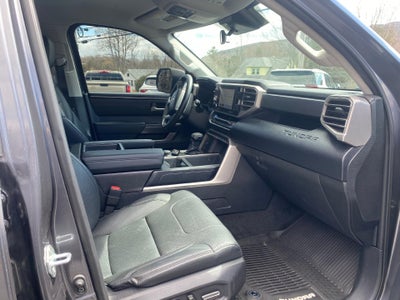 2023 Toyota Tundra 4WD SR5