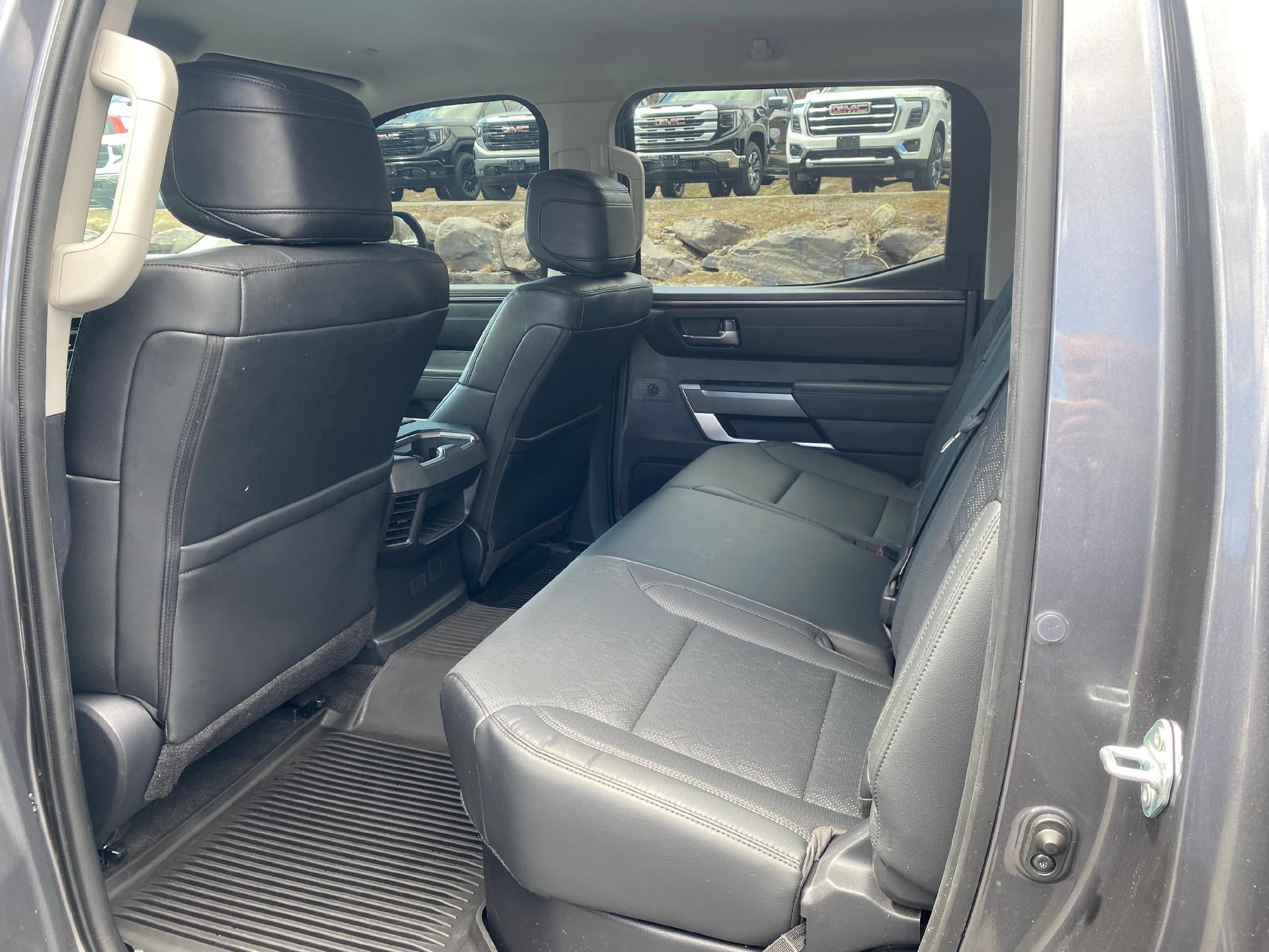 2023 Toyota Tundra 4WD SR5