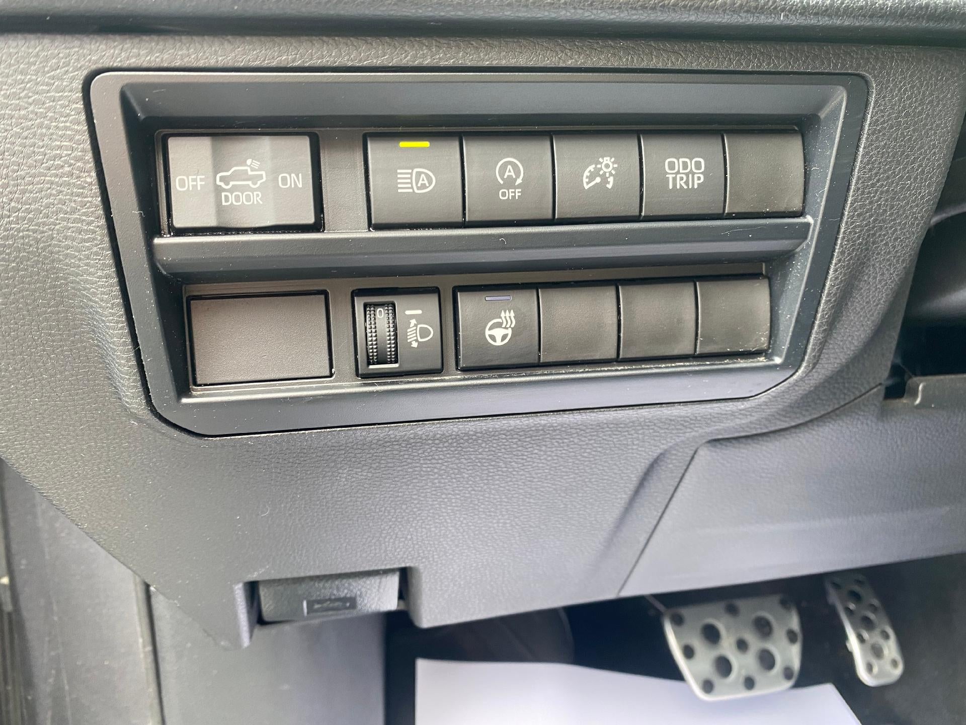 2023 Toyota Tundra 4WD SR5