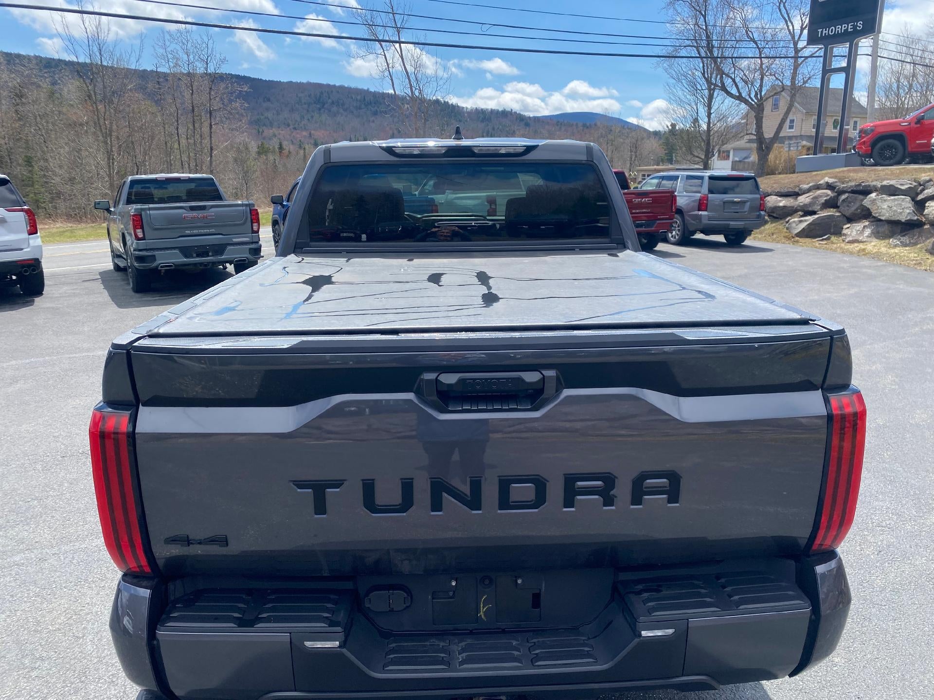 2023 Toyota Tundra 4WD SR5