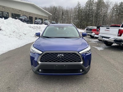 2023 Toyota Corolla Cross XLE
